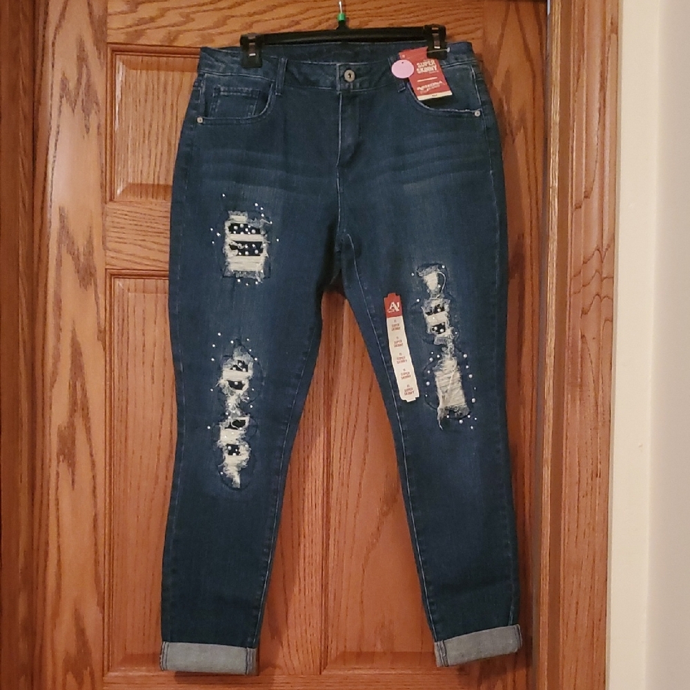 Arizona Jean Company Dark Blue Distressed Super Skinny Jean's. Size 11